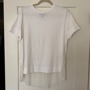 Banana Republic T-shirt with pleated back hem - M